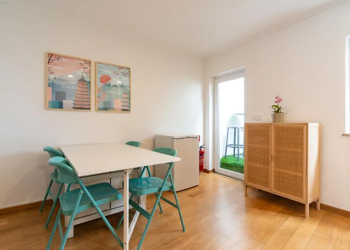 2-Bed Apt With Cozy Private Terrace At Intendente
