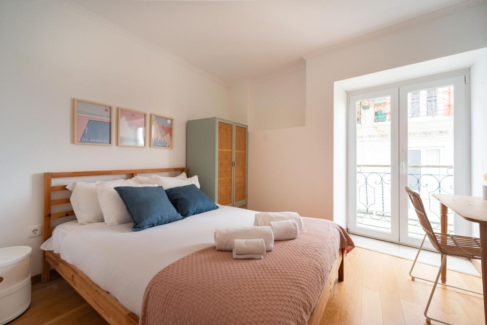 2-Bed Apt With Cozy Private Terrace At Intendente
