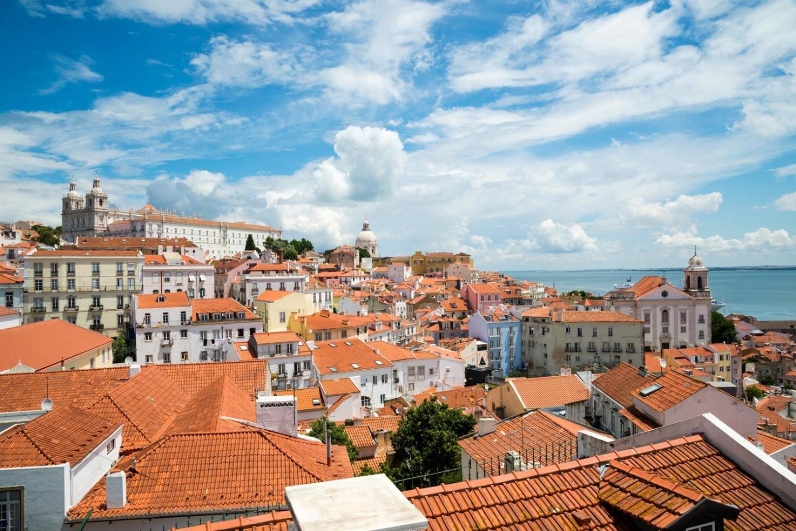 Lejlighed 2-bed With Cozy Private Terrace At Intendente Lisboa